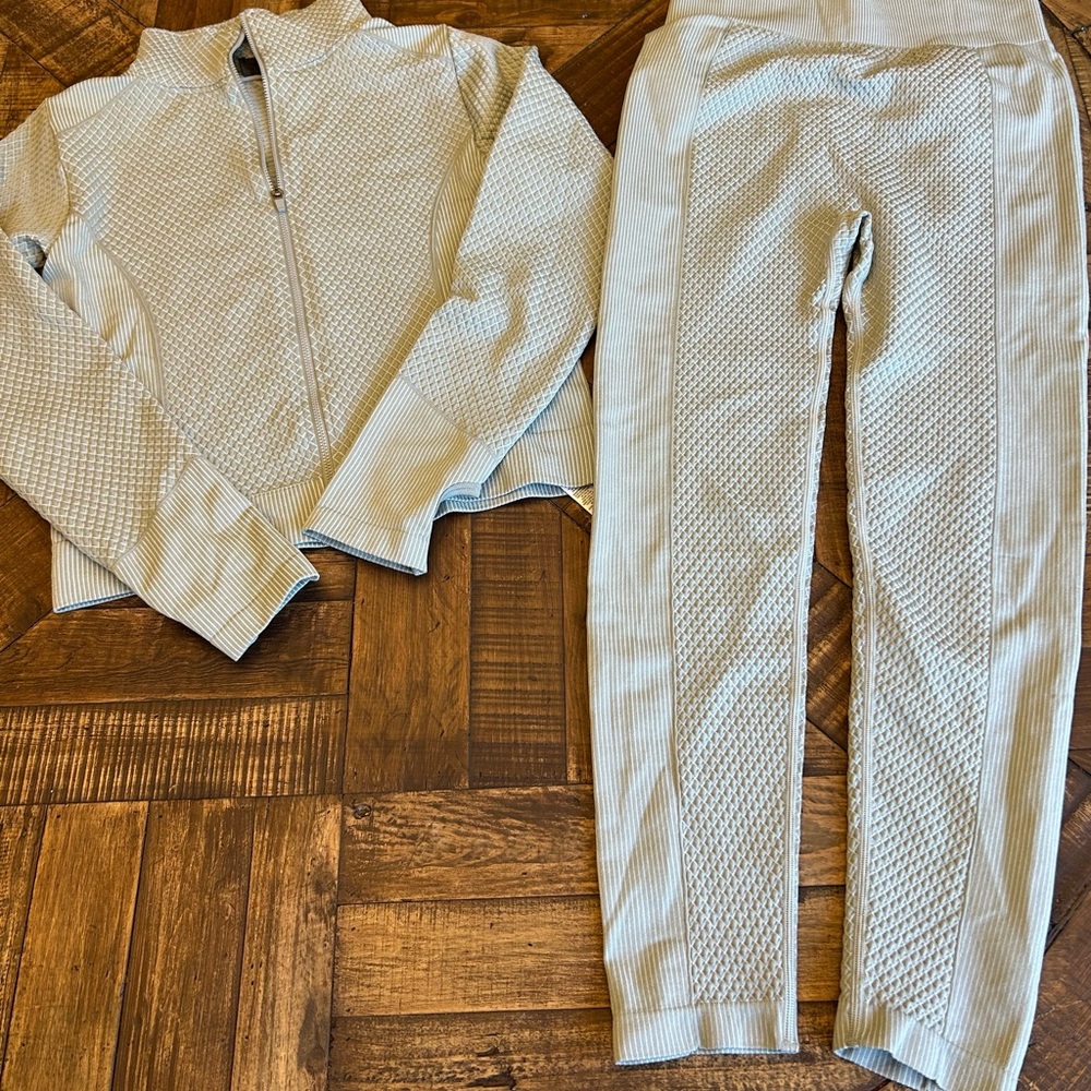 Bailey 44 Athletic Workout Suit Set Full Zip Women's Size M Top Size L Bottom
